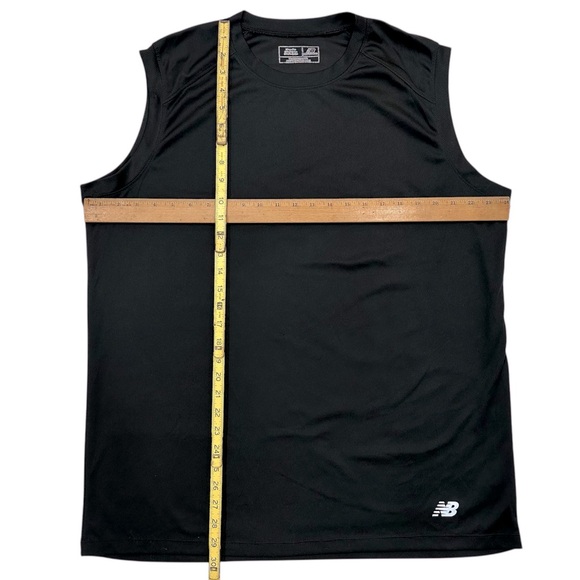 New Balance Men's Black Sleeveless Tank Top Workout Shirt - XXLarge - Picture 2 of 8